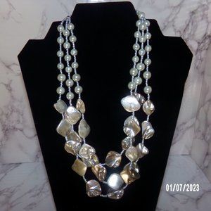 Frosted shell/ faux pearl multi- strand necklace and earring set
